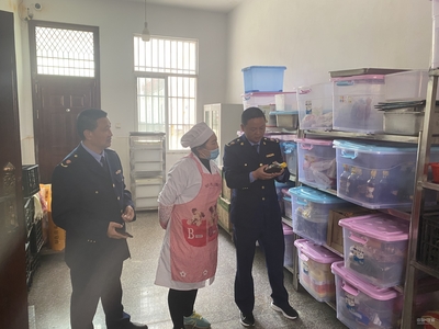 铁佛寺镇开展餐饮服务和食品安全专项检查